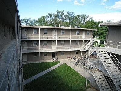5th image of 164 W Oakland Ave