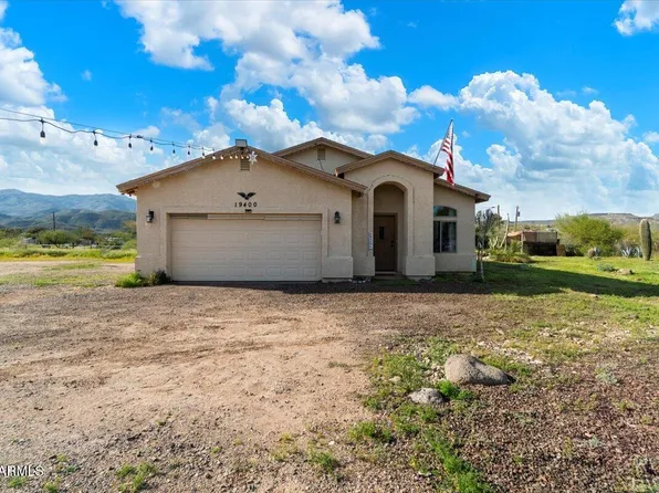 19400 E GREGORY Street, Black Canyon City, AZ 85324
