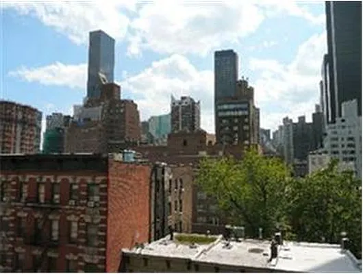 Rented by Douglas Elliman | media 23