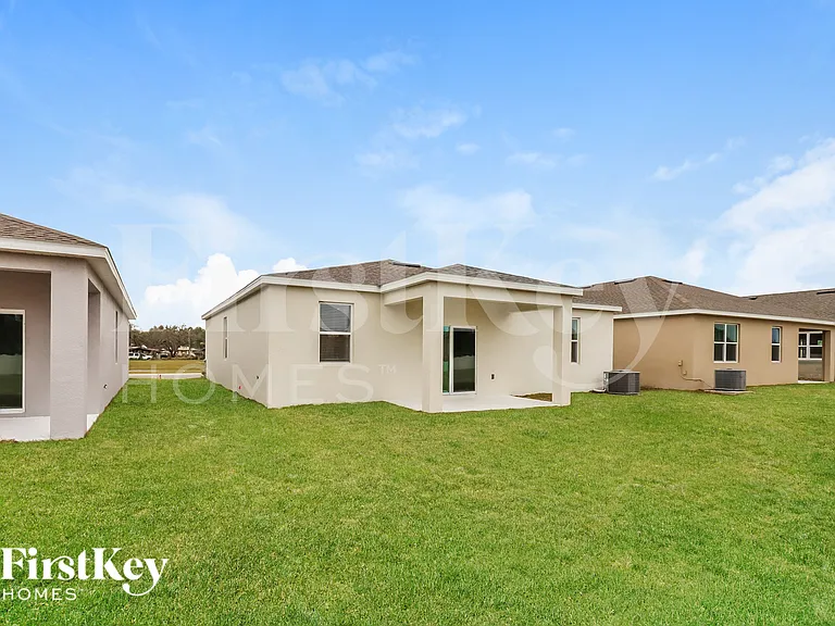 121 Windsor Reserve Dr — Photo 15