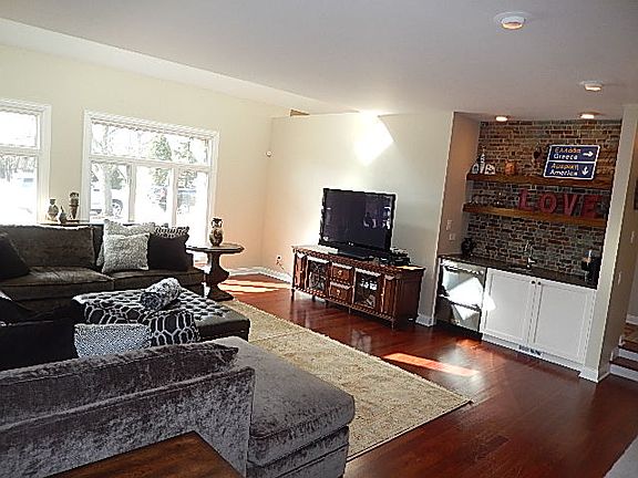 2nd image of 8860 W 100th Pl
