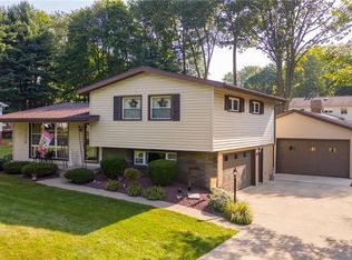 205 8th Ave, Greenville, PA 16125