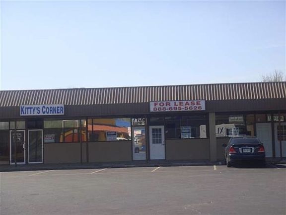 2nd image of 7109 Boulevard 26 Ste 14