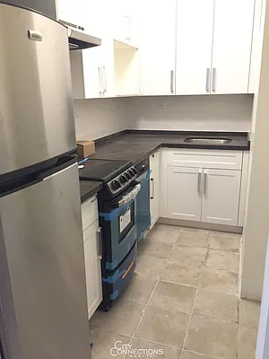 Rented by City Connections Realty | media 9