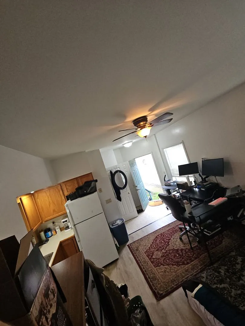 Building Photo - 29 E Pulteney St #103