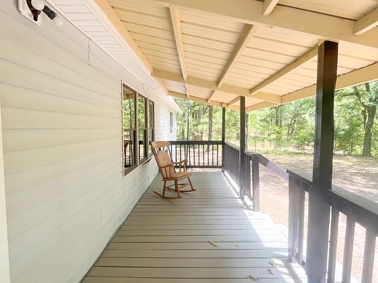 1038 Sandy Oaks Rd — Photo 24