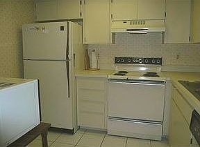5th image of 331 Airport Ave E APT 605