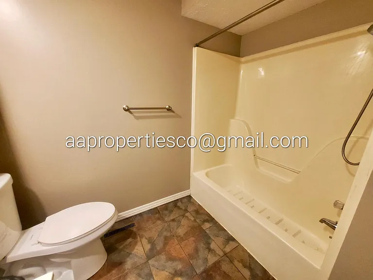 3620 S Holiday Ave — Photo 9