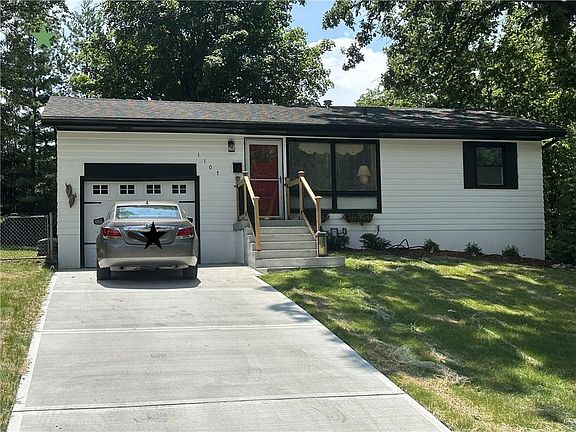 2nd image of 1107 Cordell St