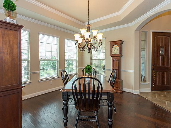Formal dining room