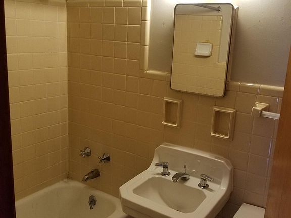 4th image of 2205 Logan St #2