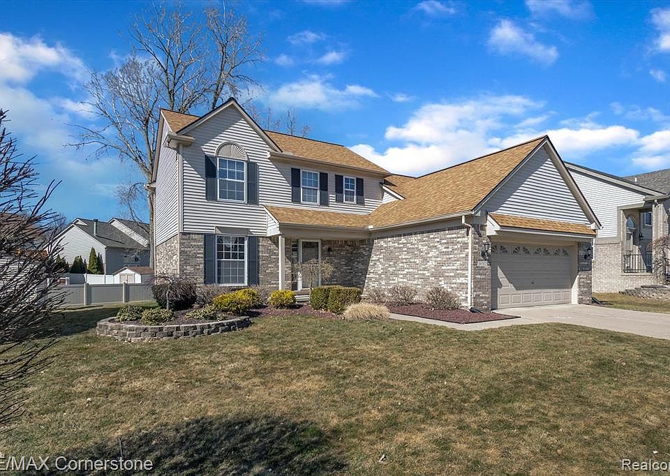 1st image of 36762 Cherry Oak Dr