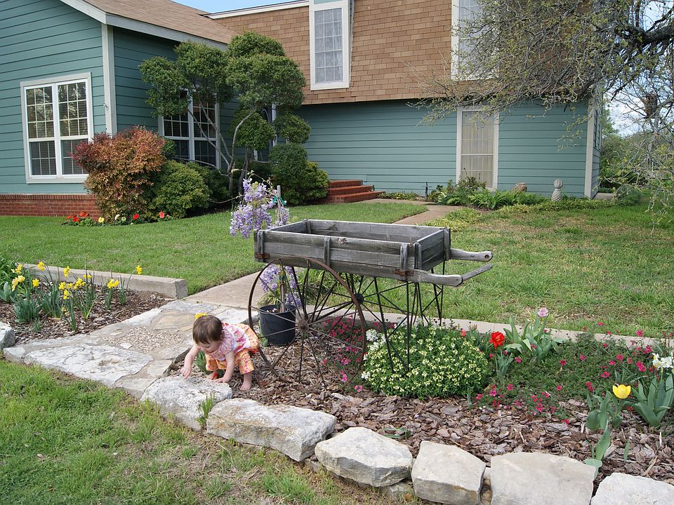 2nd image of 605 County Road 3244