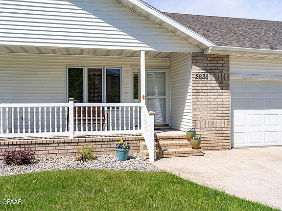2nd image of 2638 Sara Lyn Dr