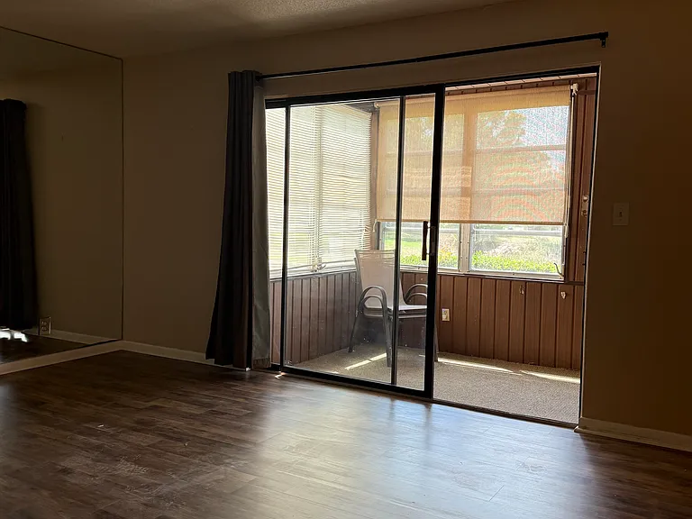 681 Midway Dr #A — Photo 11