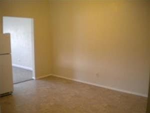 5th image of 571-A Dayton Ave