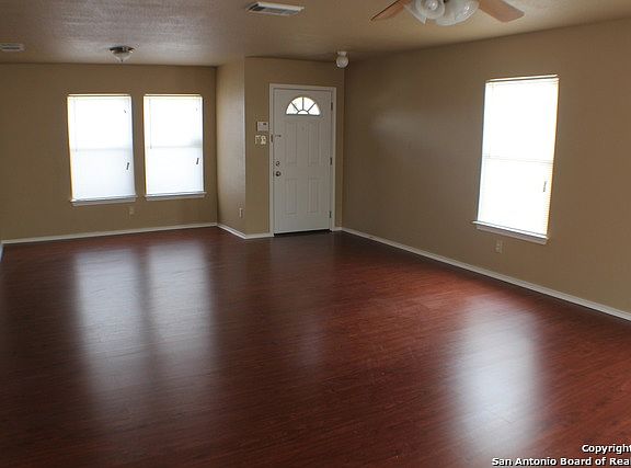 4th image of 8116 Ocean Meadow Dr