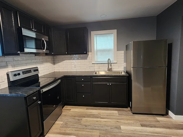 220 Bois D Arc St — Photo 14