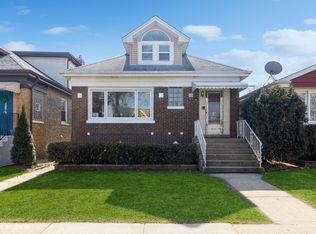 5851 W Henderson St, Chicago, IL 60634