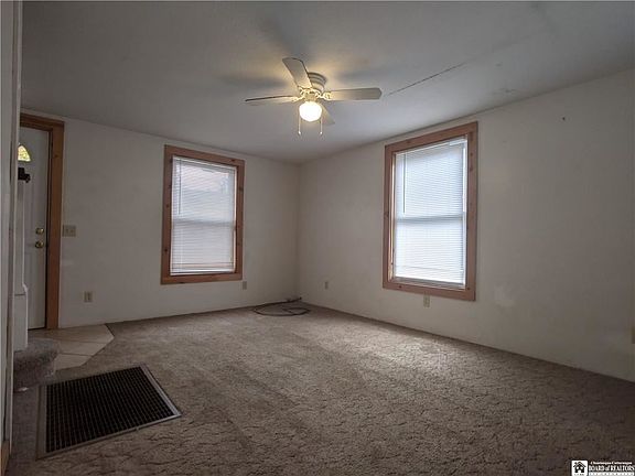 3rd image of 131 Brooklyn St