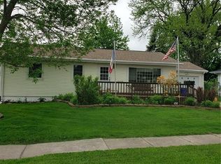 2440 Mallory St SW, Cedar Rapids, IA 52404