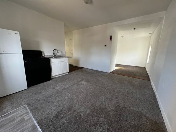 118 E Main St #1