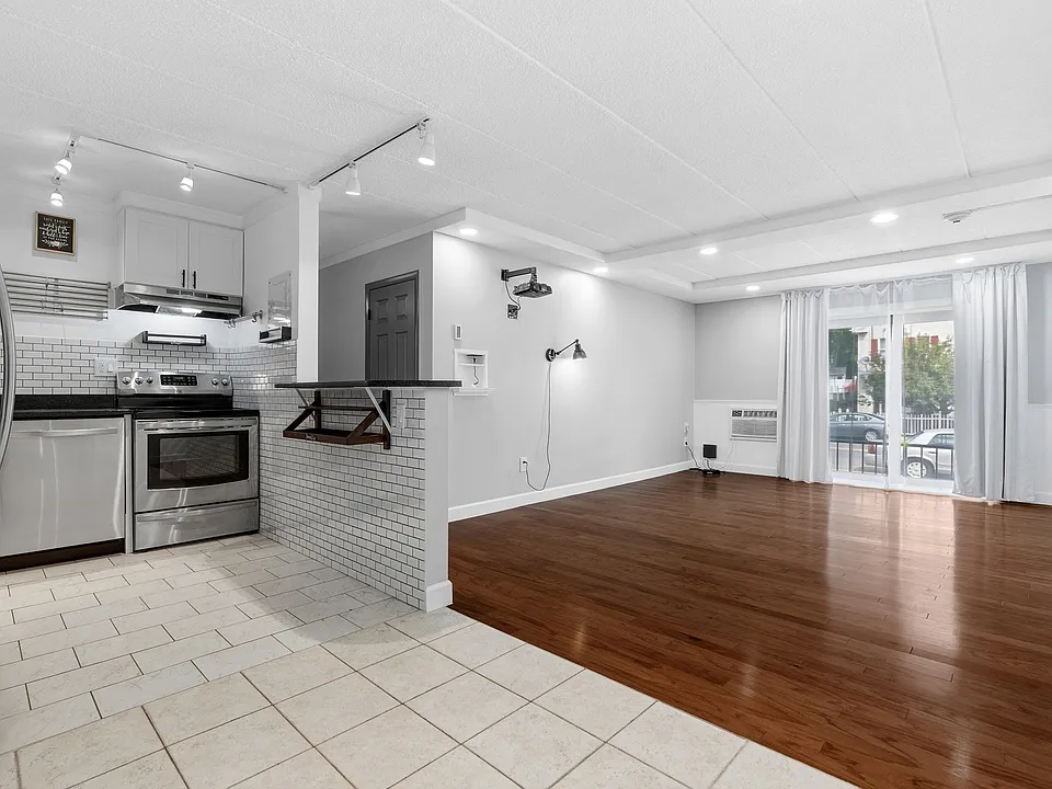 80A High St #101