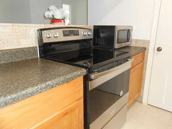 4th image of 2303 N Congress Ave APT 25