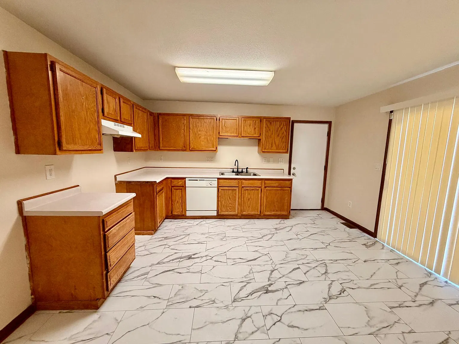 4 bed, 1540 sqft, $1,575 — Photo 4
