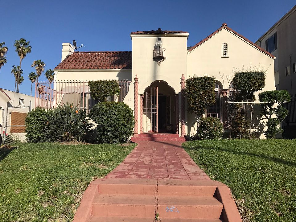 1st image of 146 S Berendo St