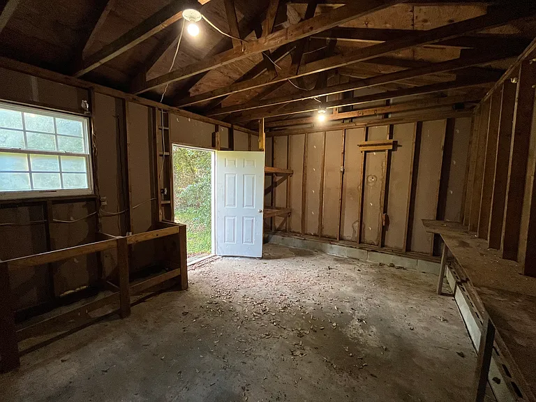 214 Palomino Ln — Photo 34