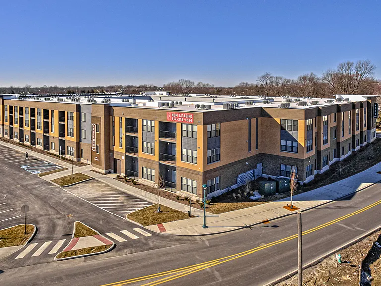 Pullman Pointe — Photo 50