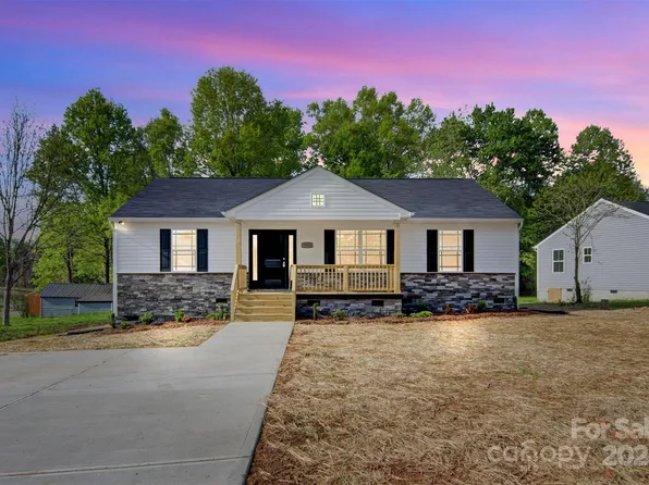 3315 15th Ave SW, Hickory, NC 28602