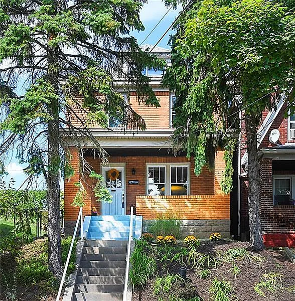 585 Bigelow St photo 1