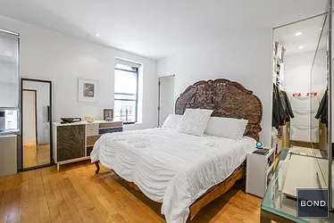 Rented by Bond New York