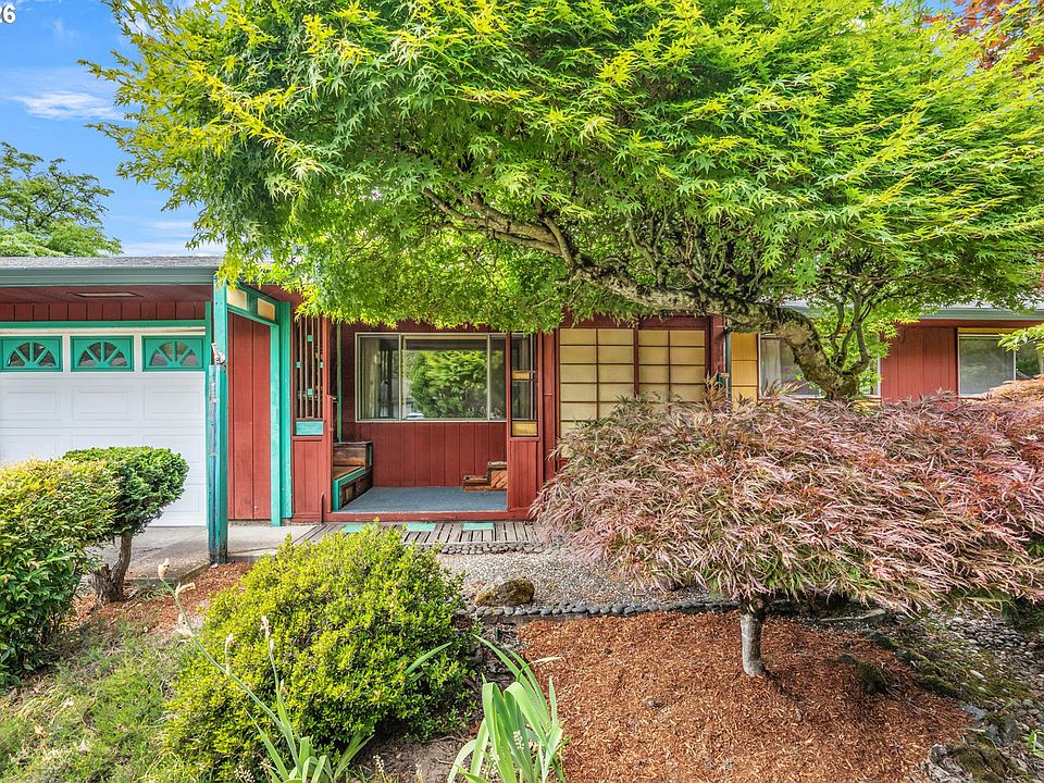 1st image of 2355 SW Balsam Ave