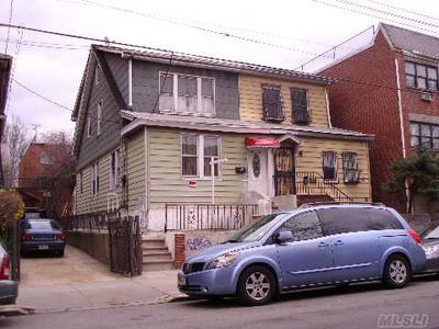 4043 69th St, Woodside, NY, 11377