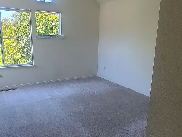 6142 Lakeview Cir — Photo 4
