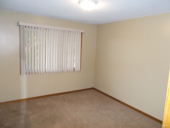 5th image of 2745 Ventura Dr