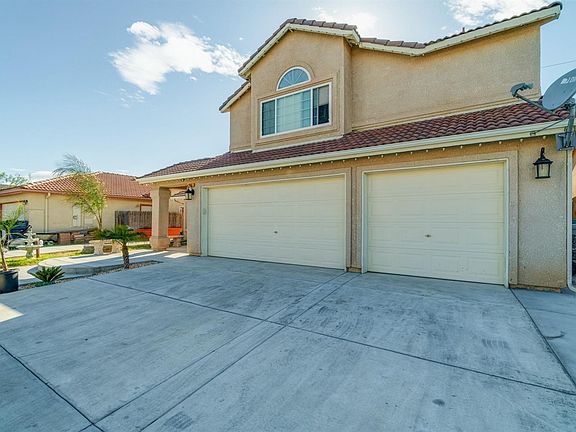 2nd image of 745 Rhone Ct
