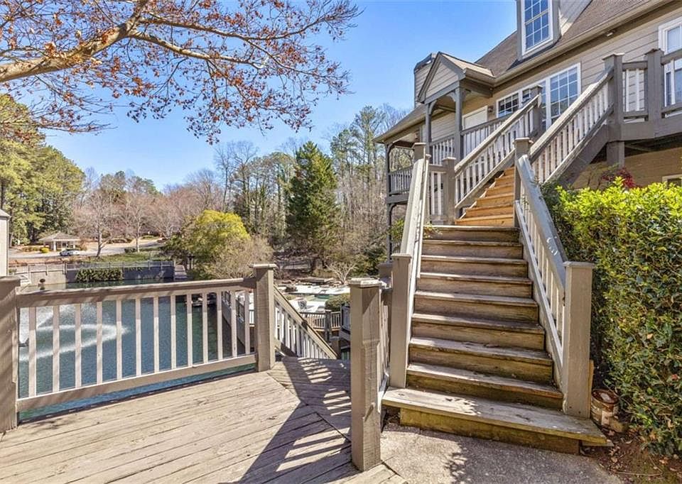 1st image of 504 Mill Pond Ct SE