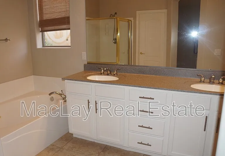203 W Cedar Dr — Photo 11