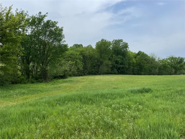 41 Brook Stone Dr, Troy, MO 63379