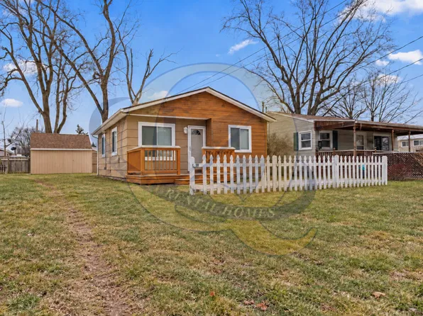 1152 Allen St, Burton, MI 48529