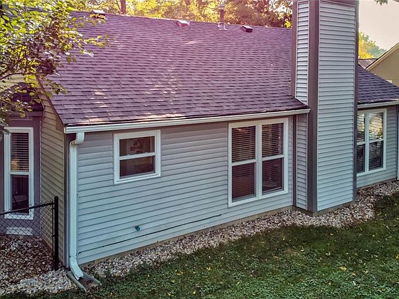 2nd image of 12060 Laurel Oak Dr