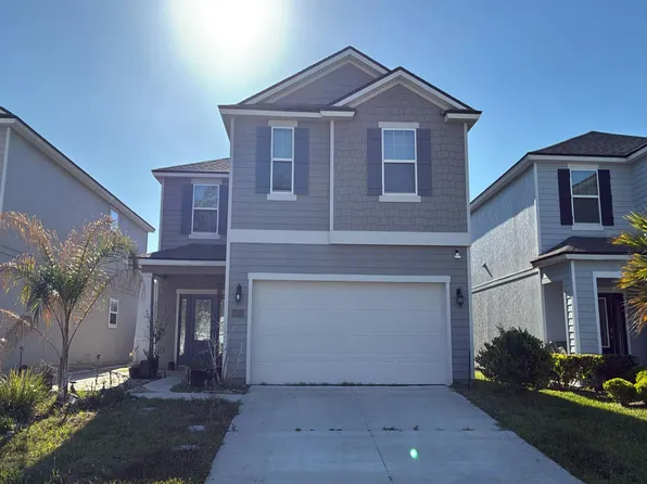 8303 Cape Fox Dr, Jacksonville, FL 32222