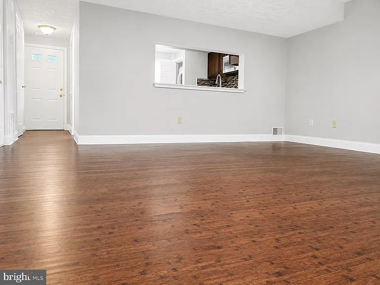 5559 Hecate Ct — Photo 7