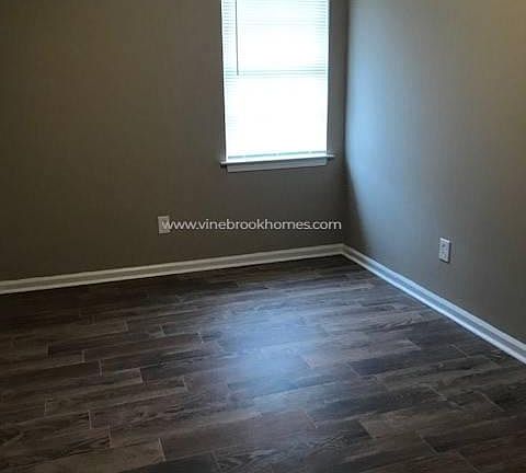 5th image of 5612 Parker St #5612
