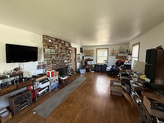 3rd image of 2912 Memorial DRIVE