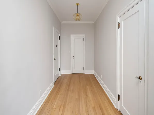 210 West 90th Street image 4 of 19